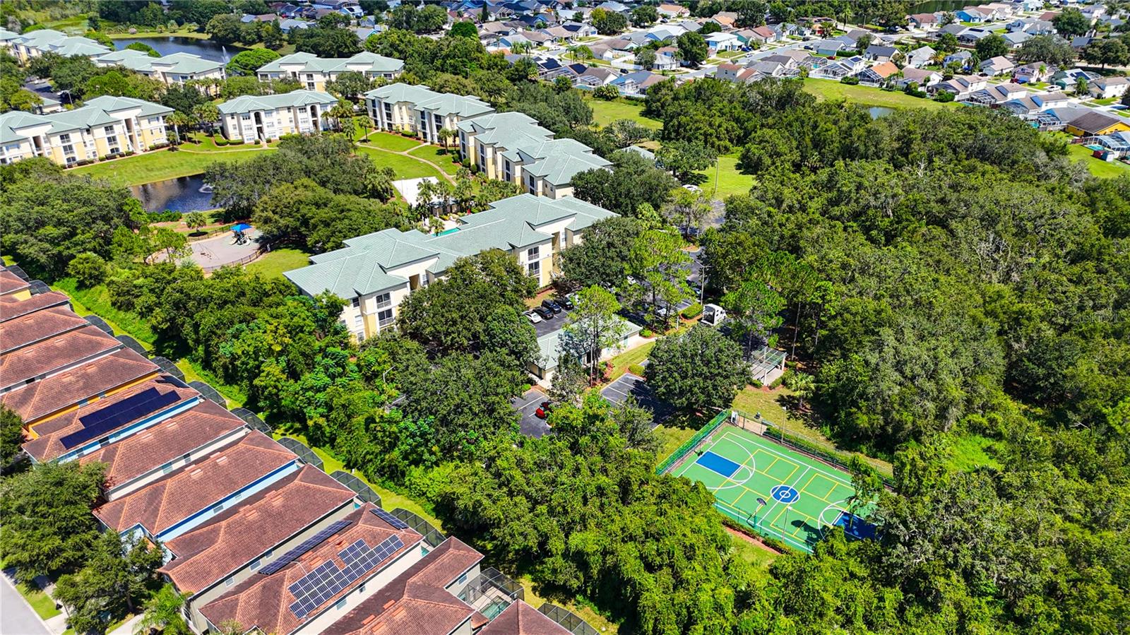 Image 32 of 44 For 8836 Dunes Court 208