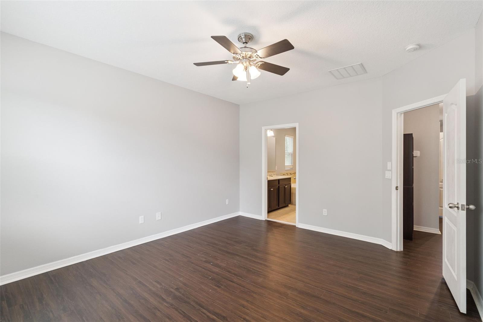 Image 17 of 33 For 241 Windflower Way