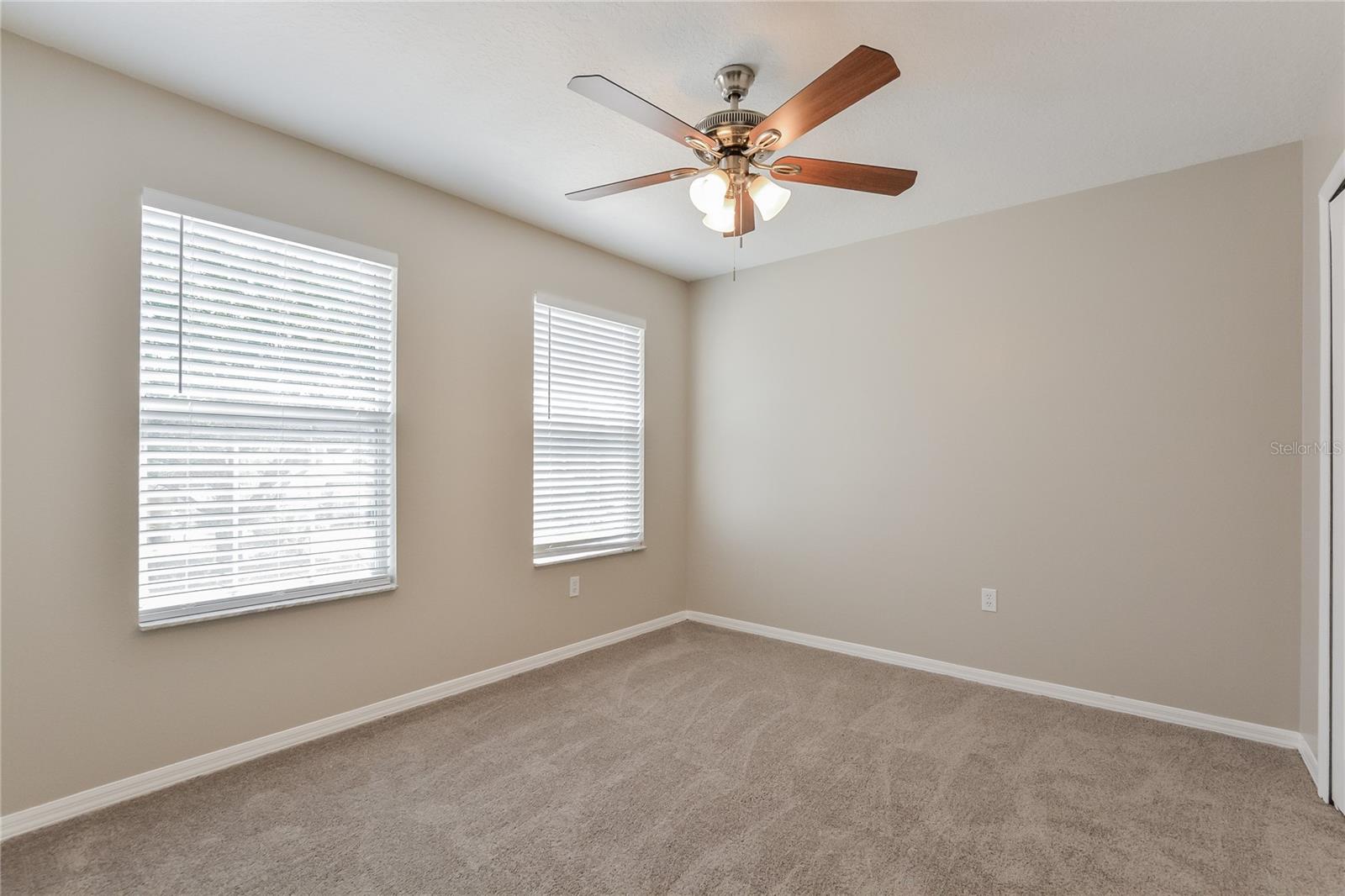 Image 11 of 17 For 2997 Beaumont Lane