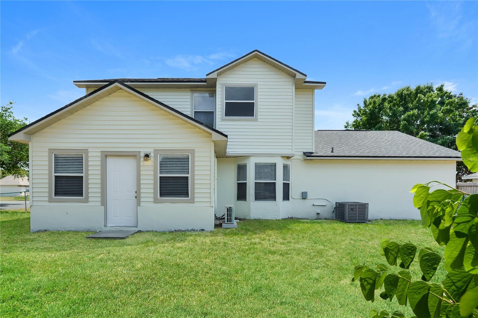Image 15 of 17 For 2997 Beaumont Lane