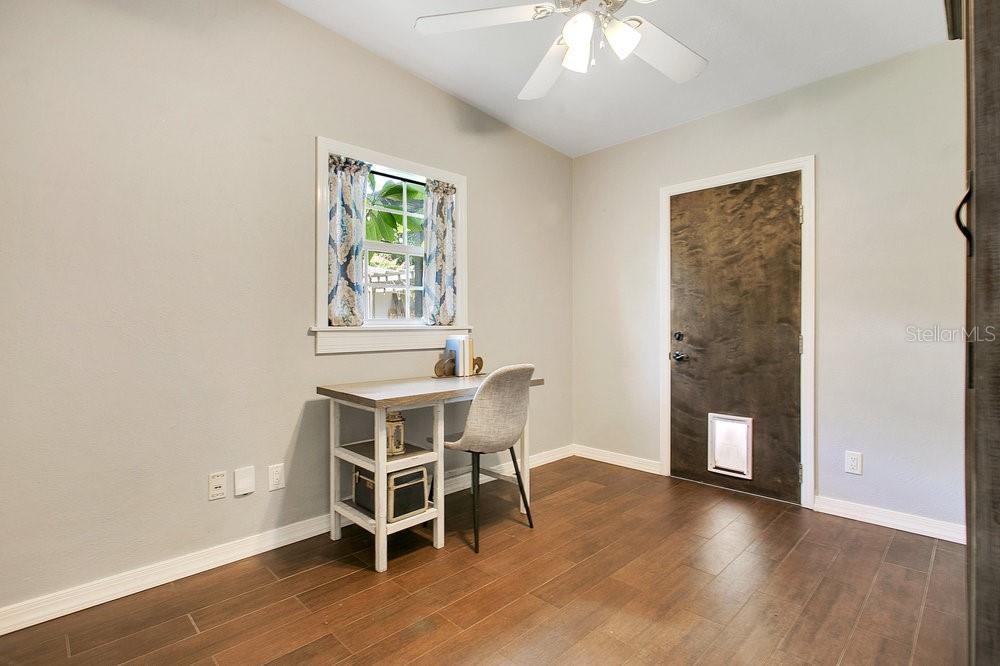 Image 13 of 29 For 3118 Williams Street