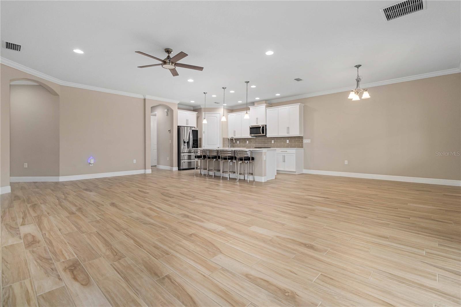 Image 11 of 47 For 7635 Wyndham Drive