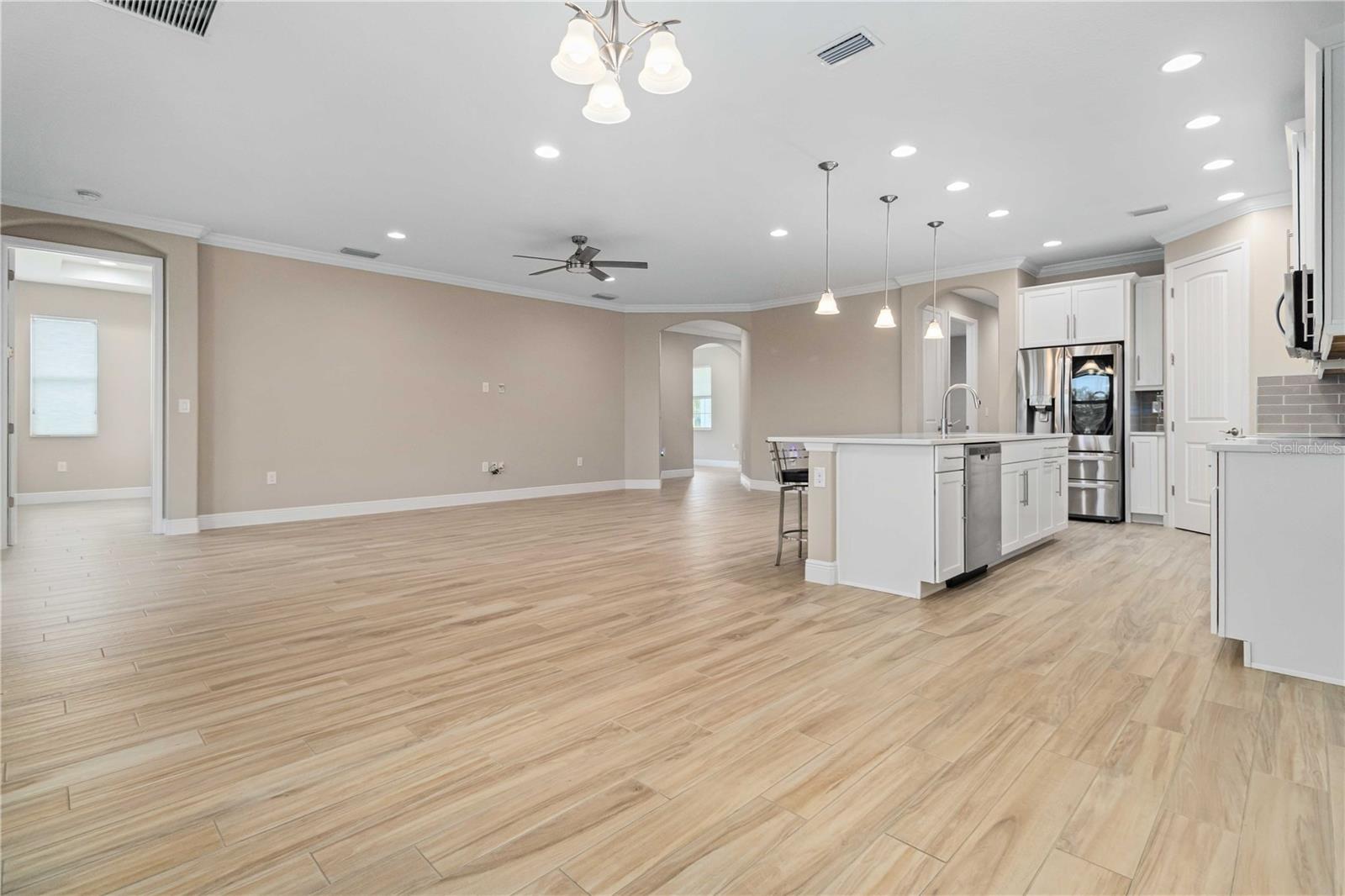 Image 14 of 47 For 7635 Wyndham Drive
