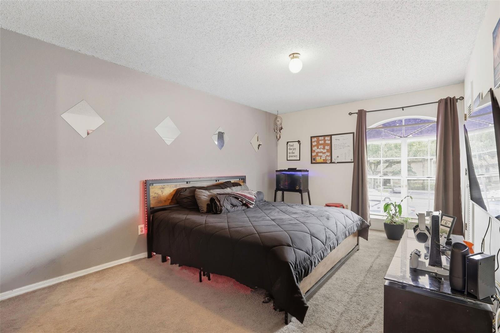 Image 13 of 26 For 4684 Pembrook Place I-205
