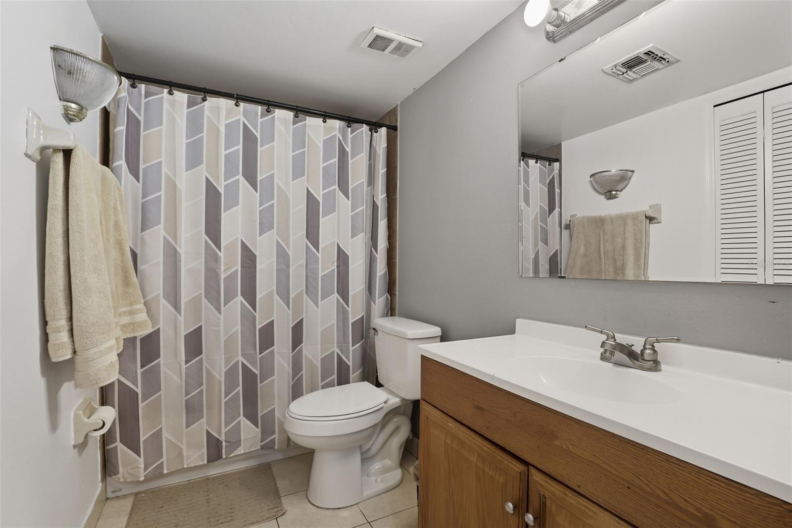 Image 18 of 26 For 4684 Pembrook Place I-205