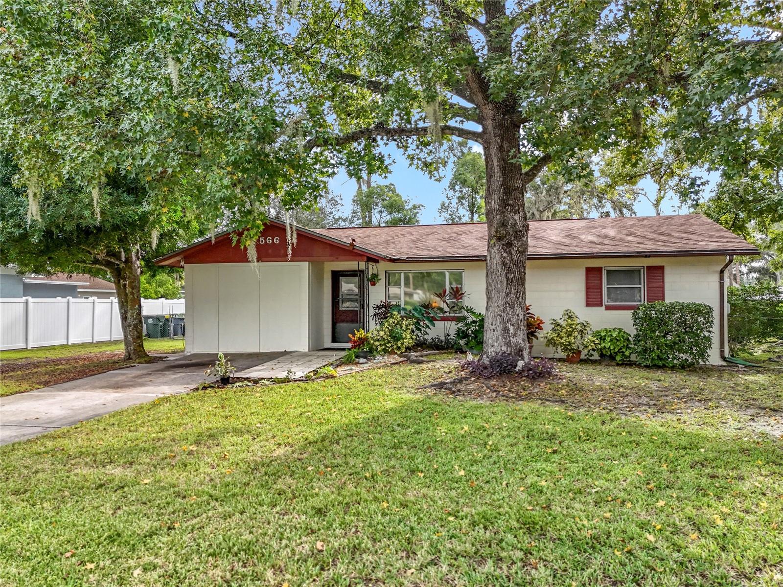 Details for 566 Wisteria Avenue, UMATILLA, FL 32784