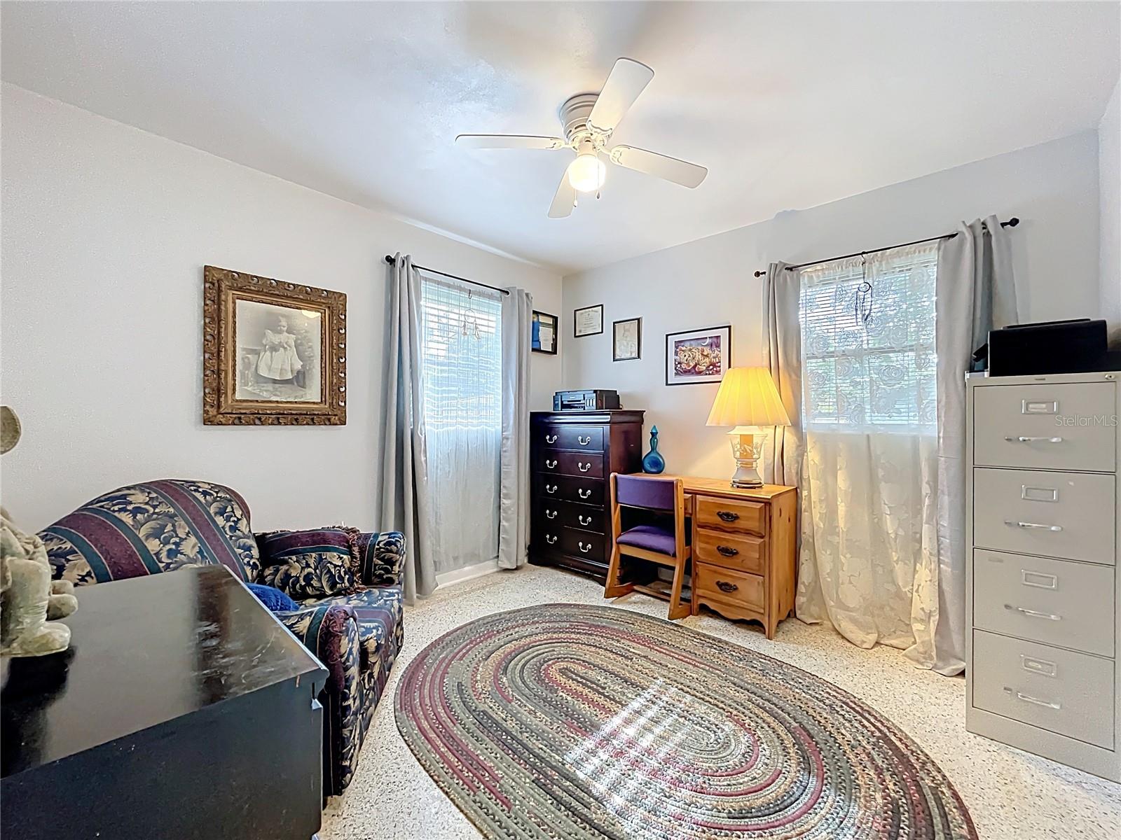 Image 13 of 31 For 566 Wisteria Avenue