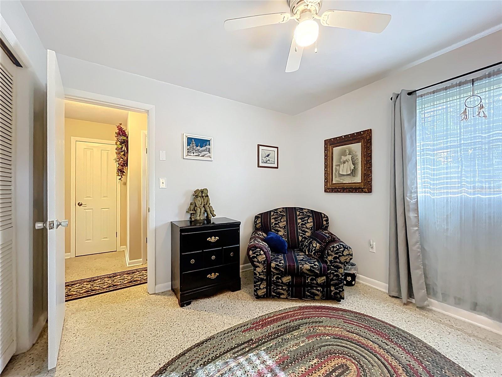 Image 14 of 31 For 566 Wisteria Avenue