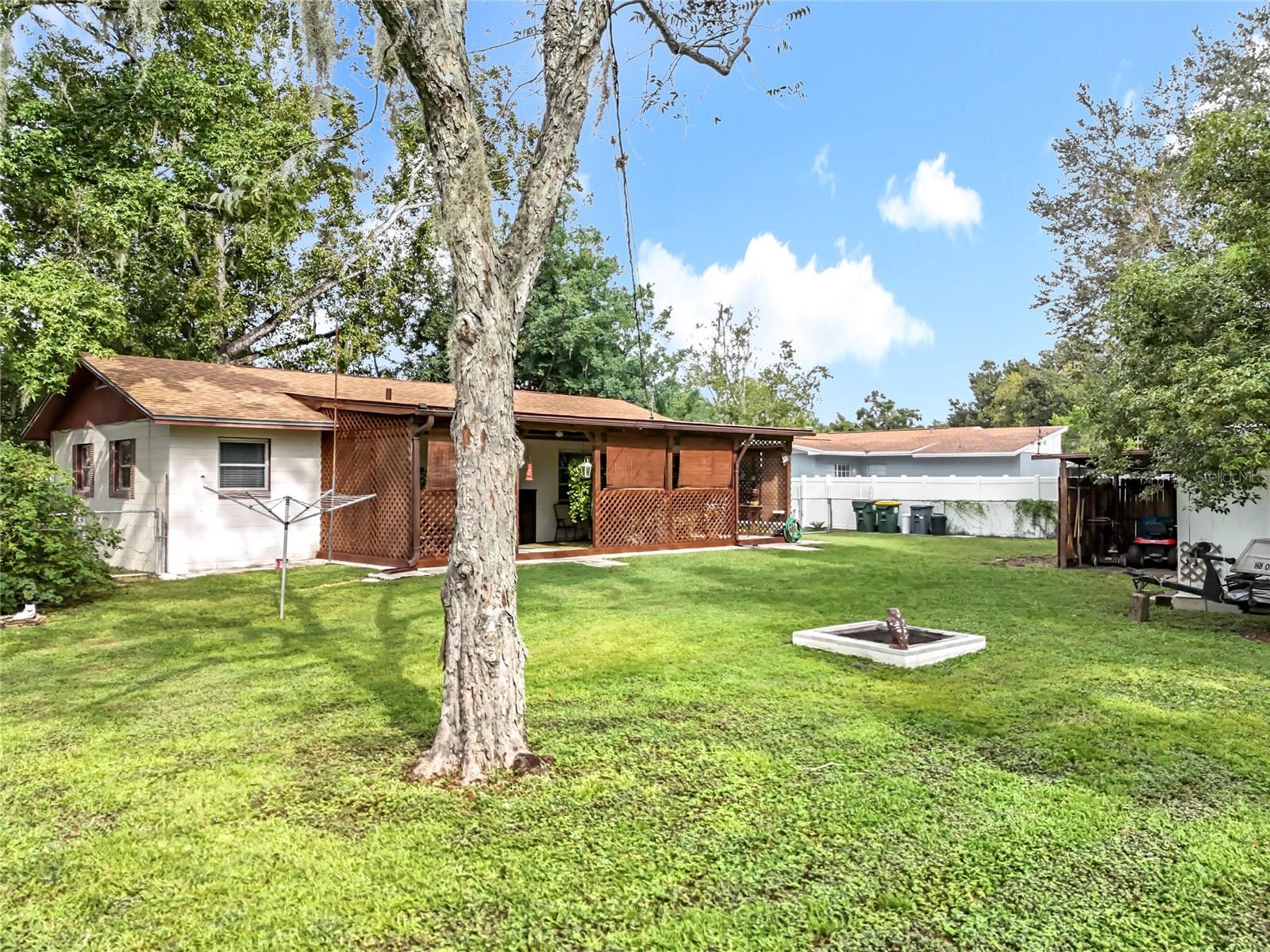 Image 2 of 31 For 566 Wisteria Avenue