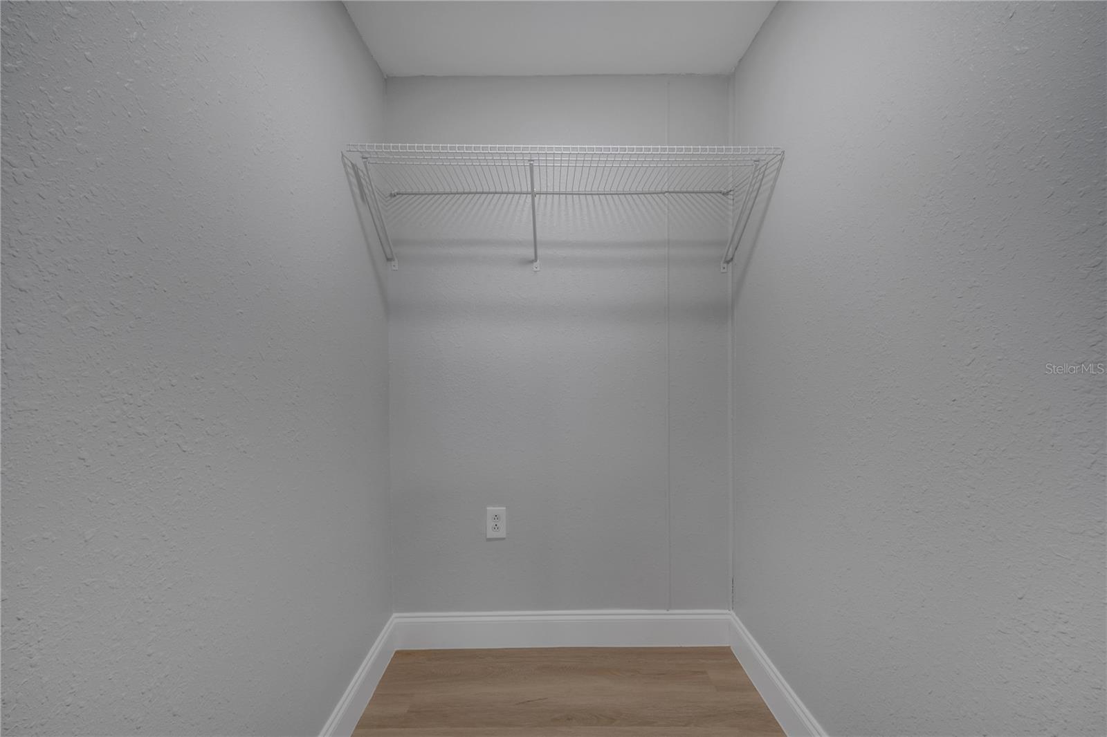 Image 26 of 62 For 2303 Bonneville Drive