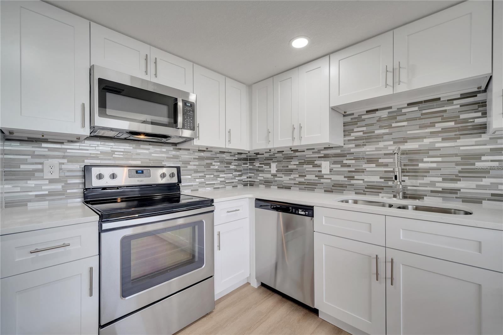 Image 34 of 62 For 2303 Bonneville Drive