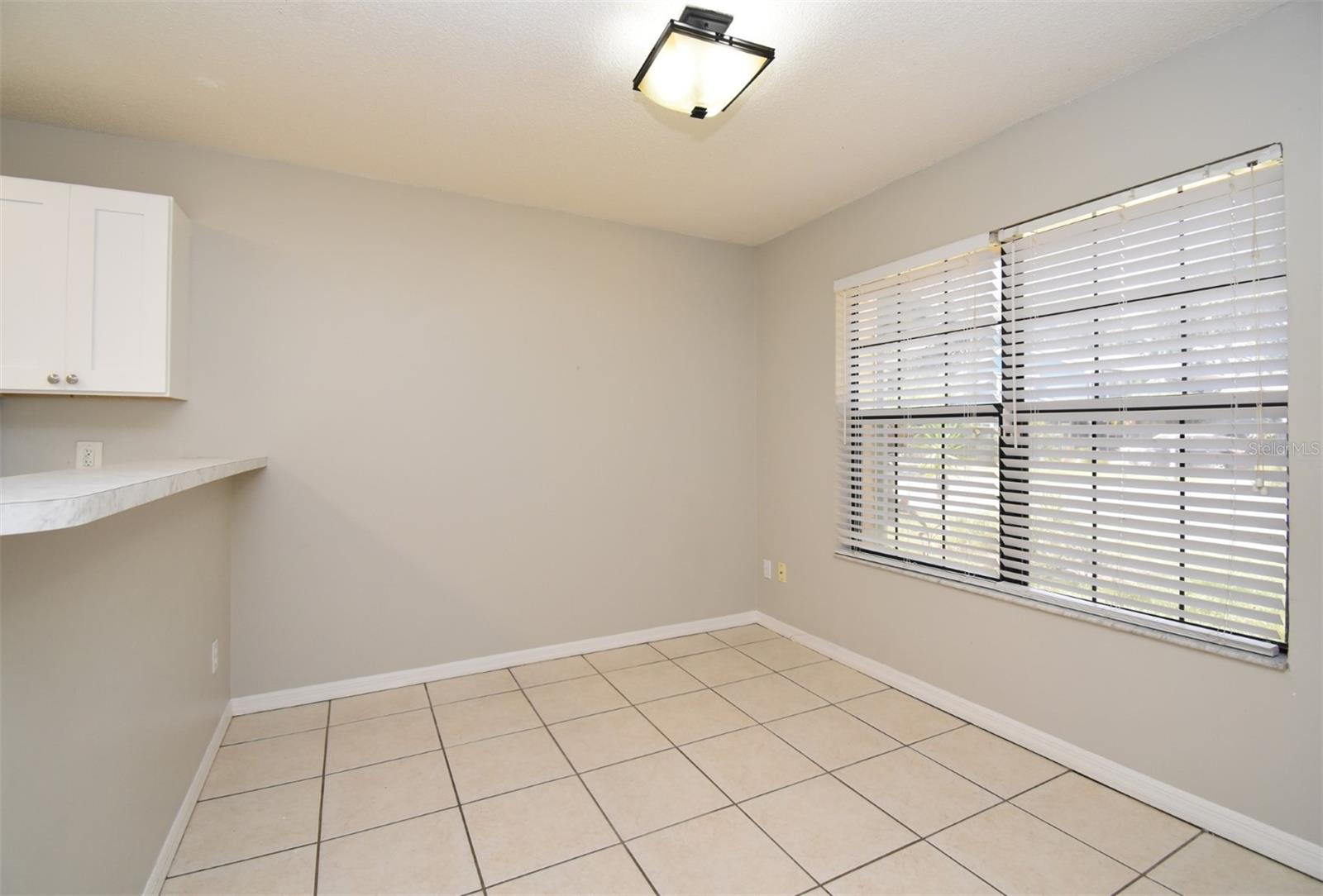 Image 5 of 12 For 7781 Fernbrook Way