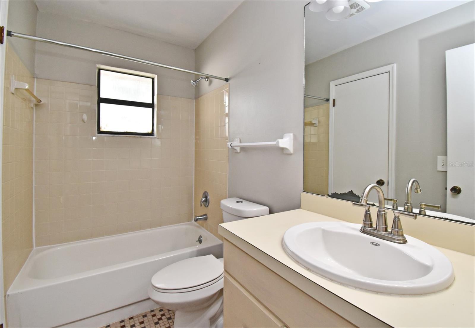 Image 8 of 12 For 7781 Fernbrook Way
