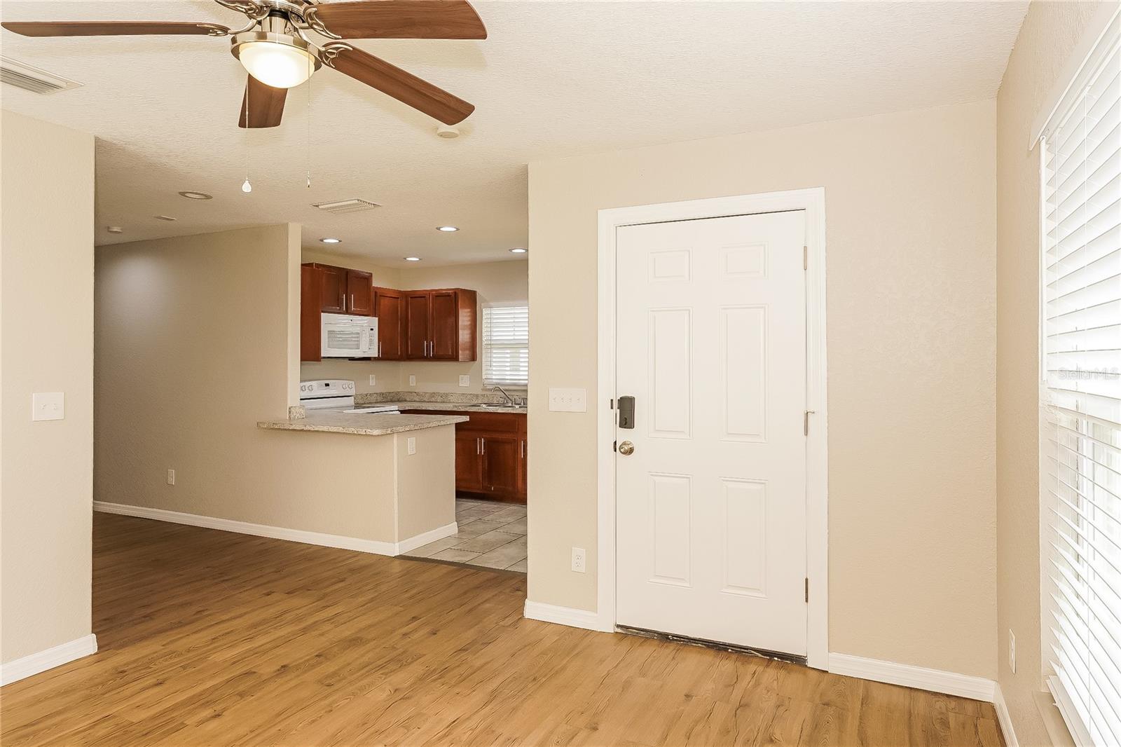 Image 4 of 16 For 1012 Dunbar Avenue