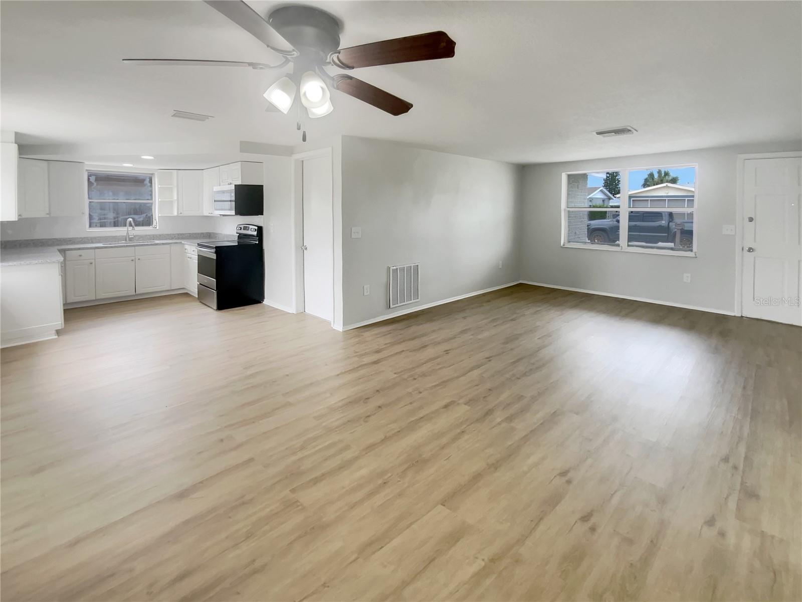 Image 14 of 26 For 7340 Westcott Drive