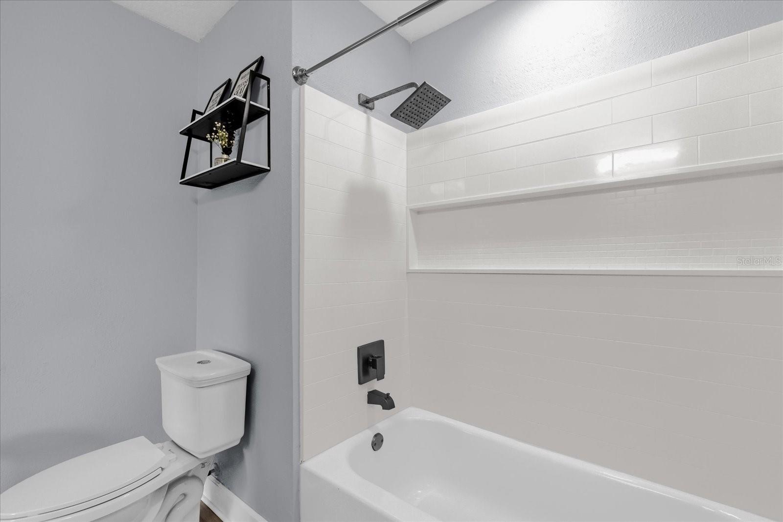 Image 20 of 29 For 627 Cornerstone Drive