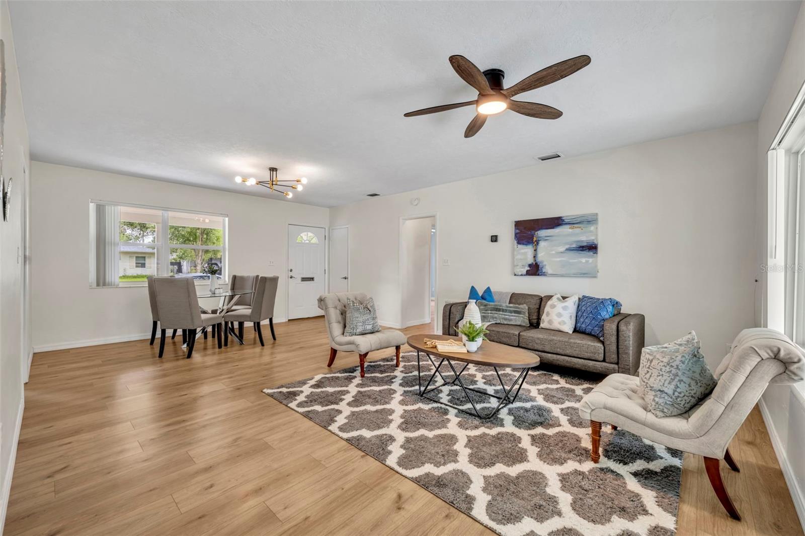Image 5 of 20 For 3626 Bobolink Lane