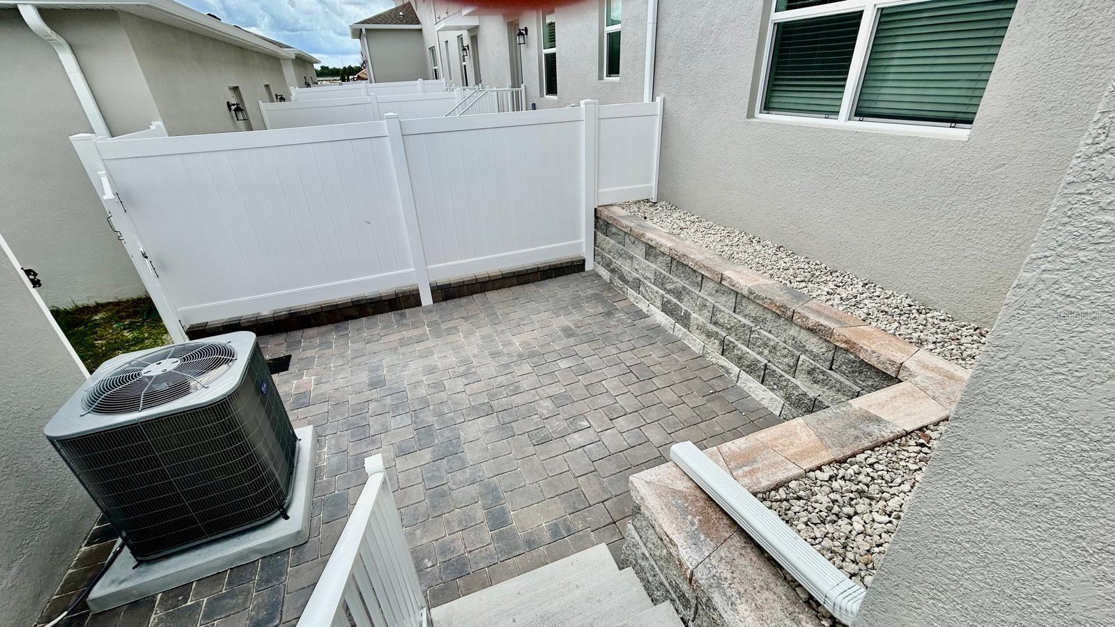 Image 16 of 23 For 2333 White Buffalo Street