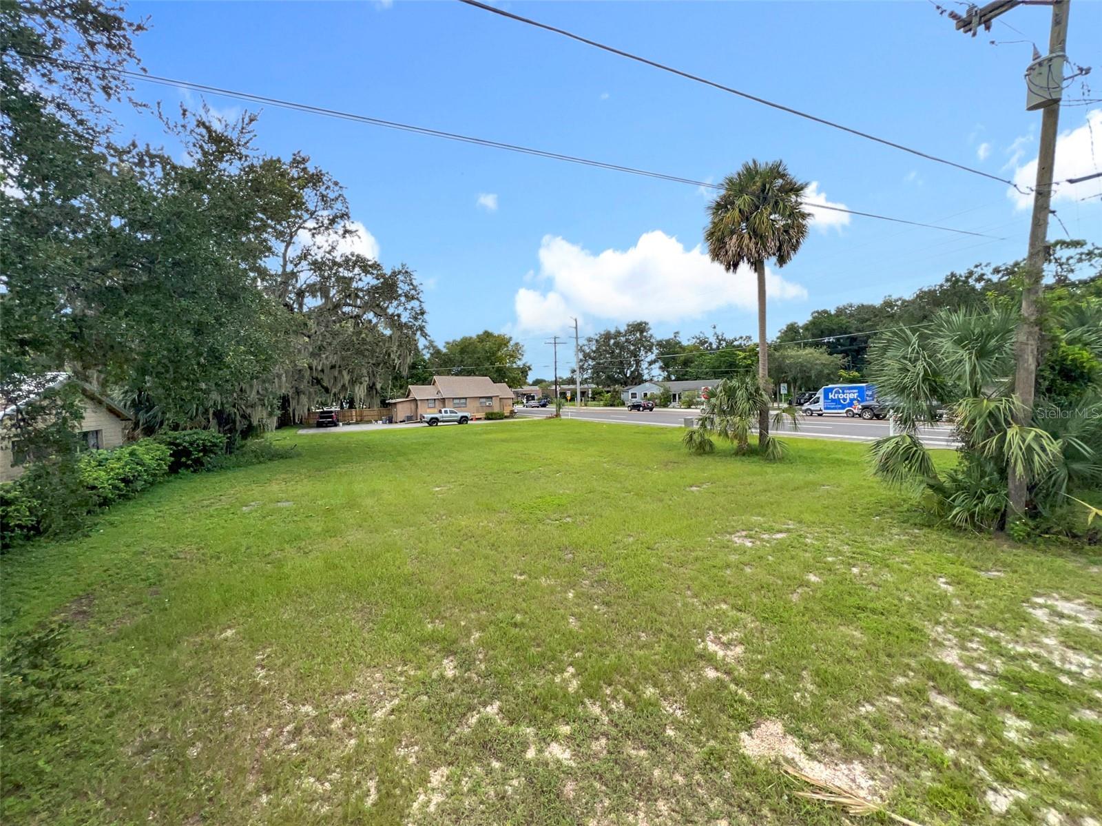 Image 10 of 12 For  Elm Avenue 