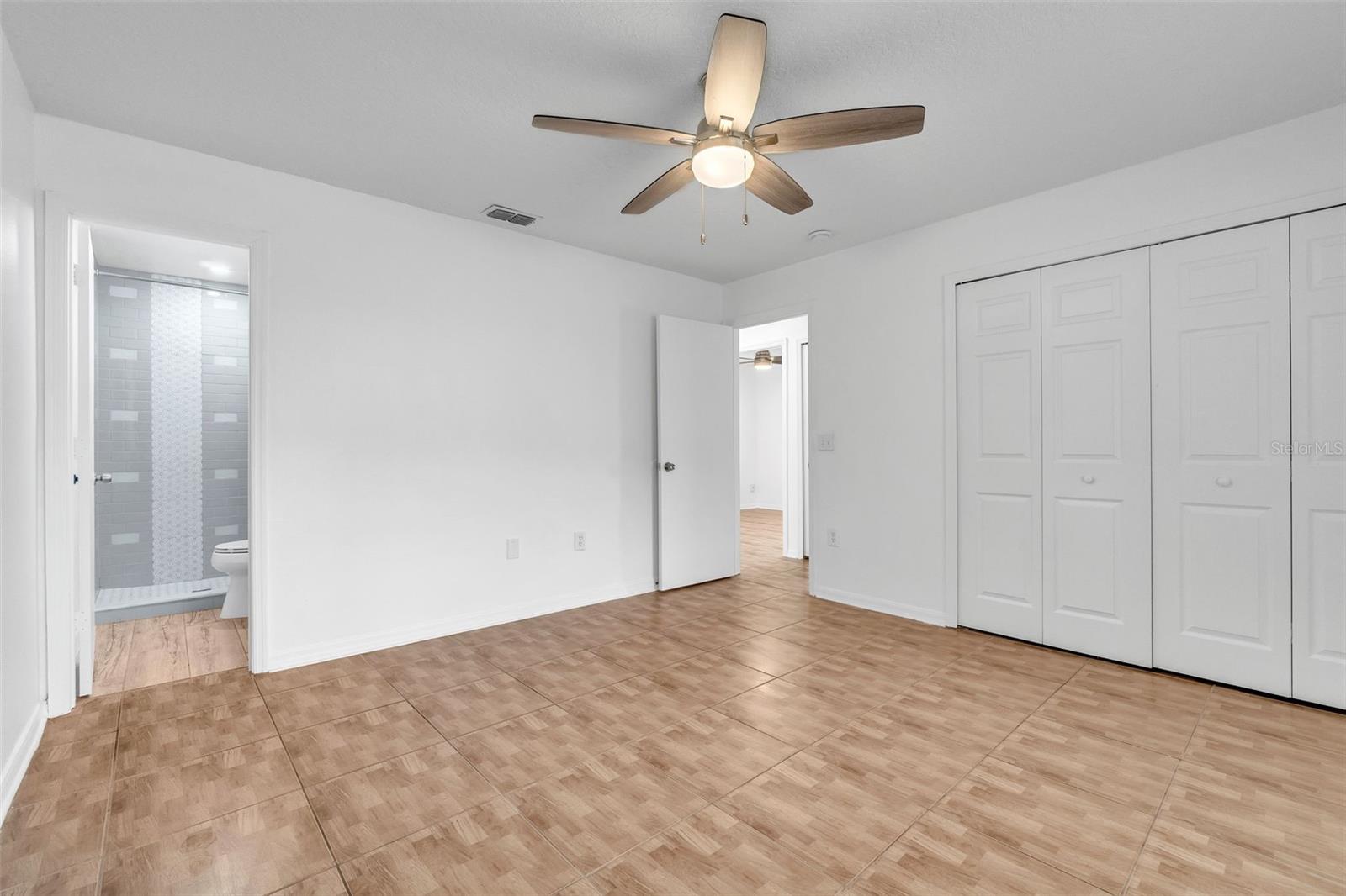 Image 21 of 36 For 13024 Odyssey Lake Way