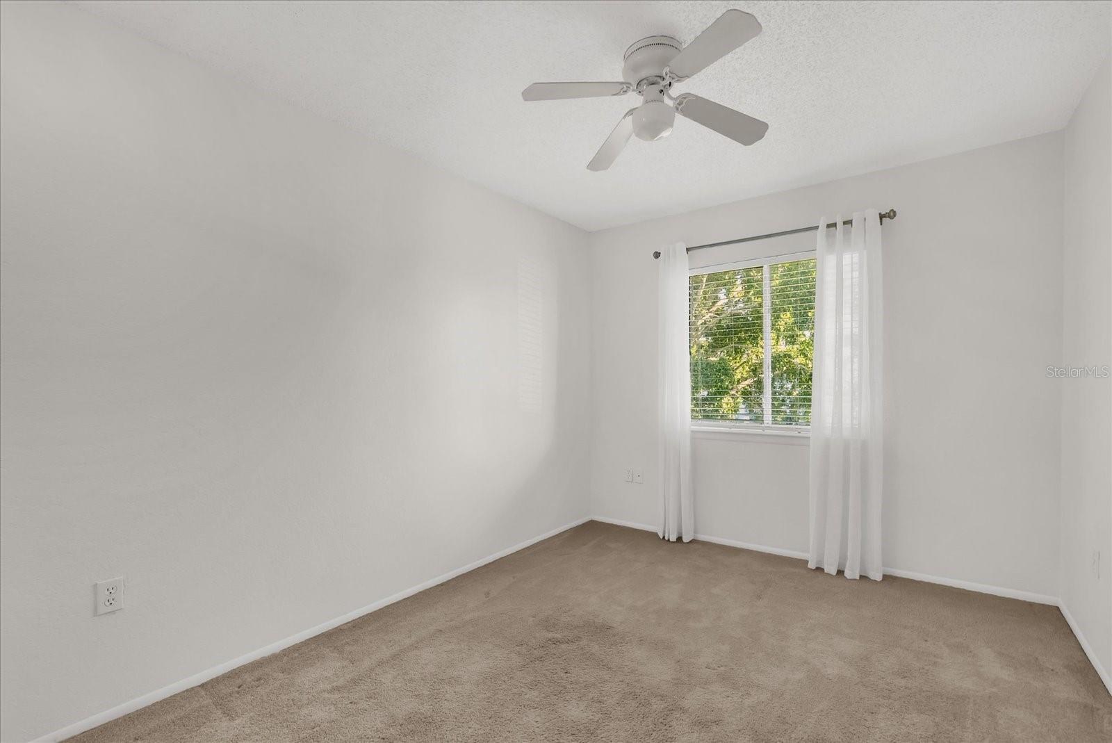 Image 17 of 28 For 997 Stucki Terrace