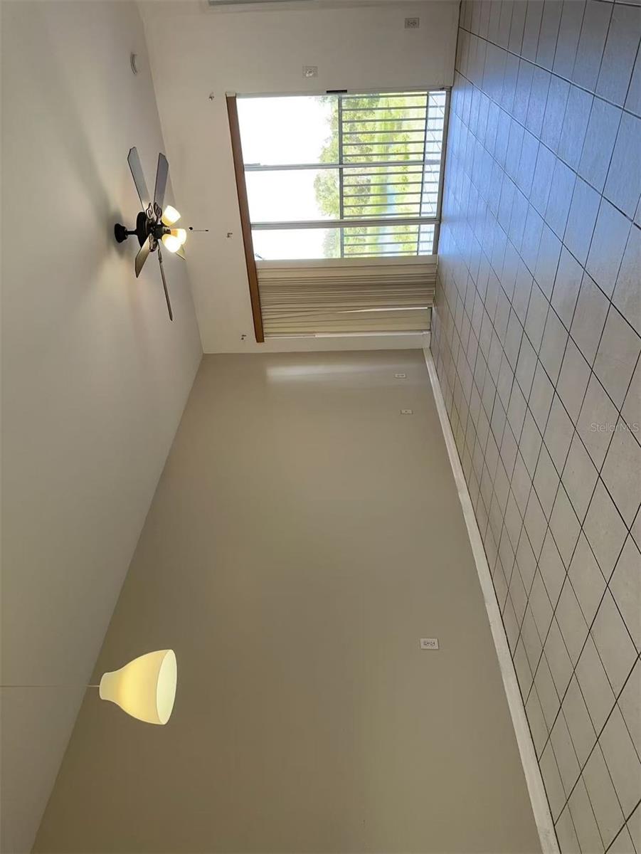 Image 4 of 8 For 516 Villa Del Sol Circle 205