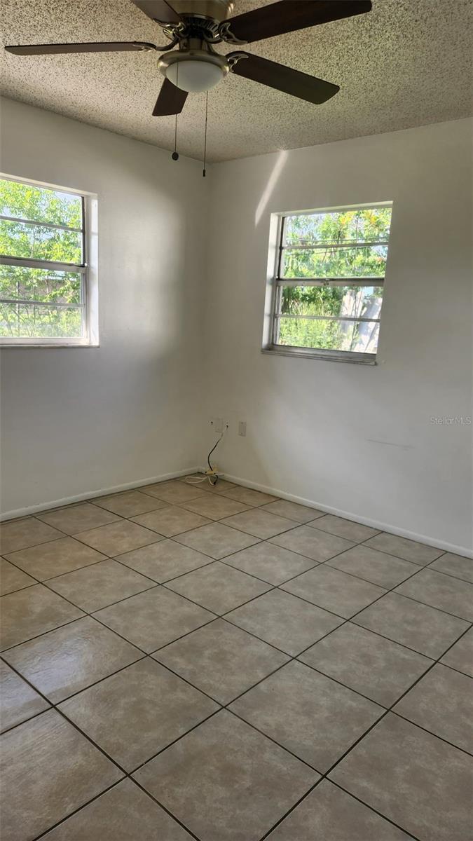 Image 10 of 17 For 717 Lunar Lake Circle