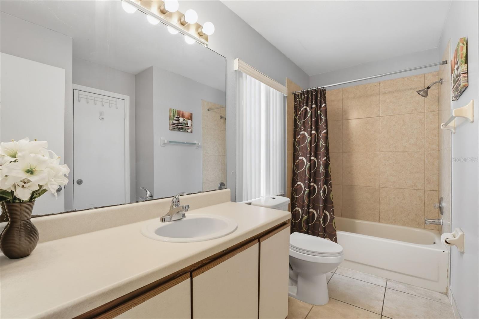 Image 16 of 29 For 1031 Apopka Woods Lane