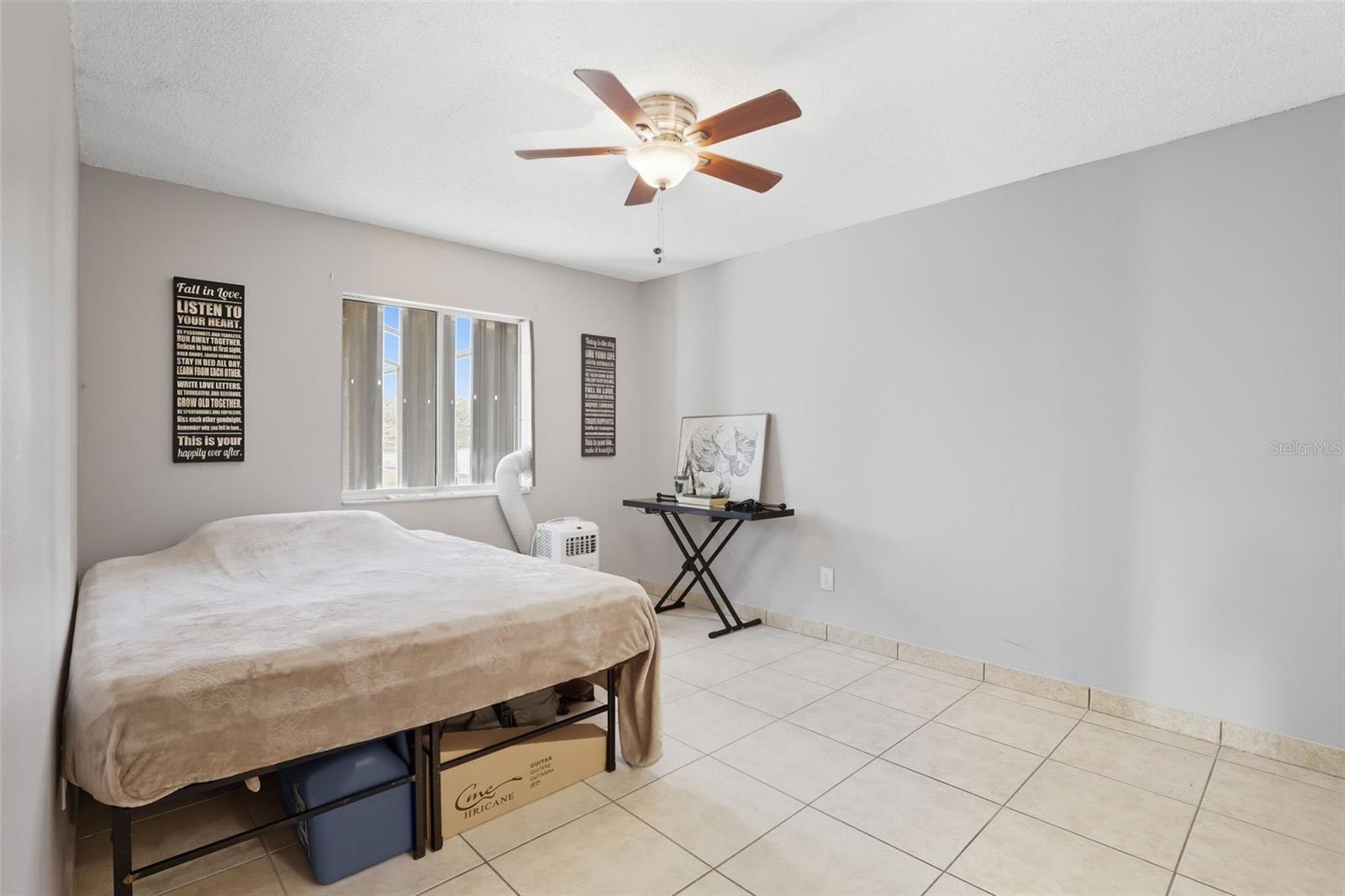 Image 18 of 29 For 1031 Apopka Woods Lane