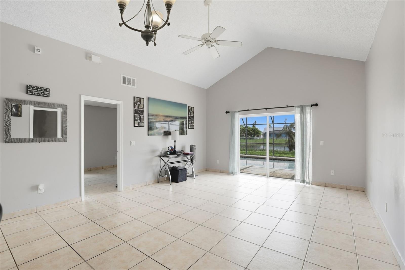 Image 7 of 29 For 1031 Apopka Woods Lane