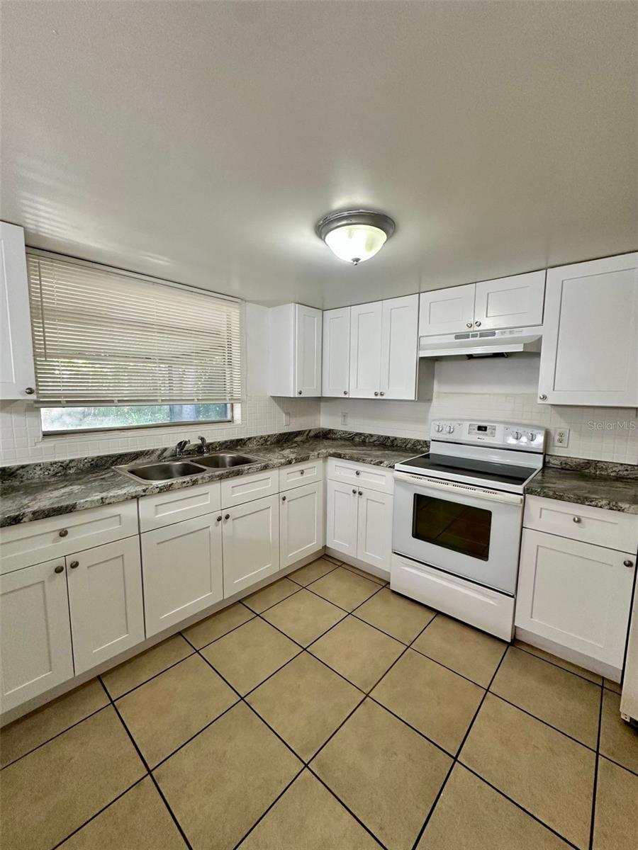 Image 7 of 18 For 3709 Trianon Drive