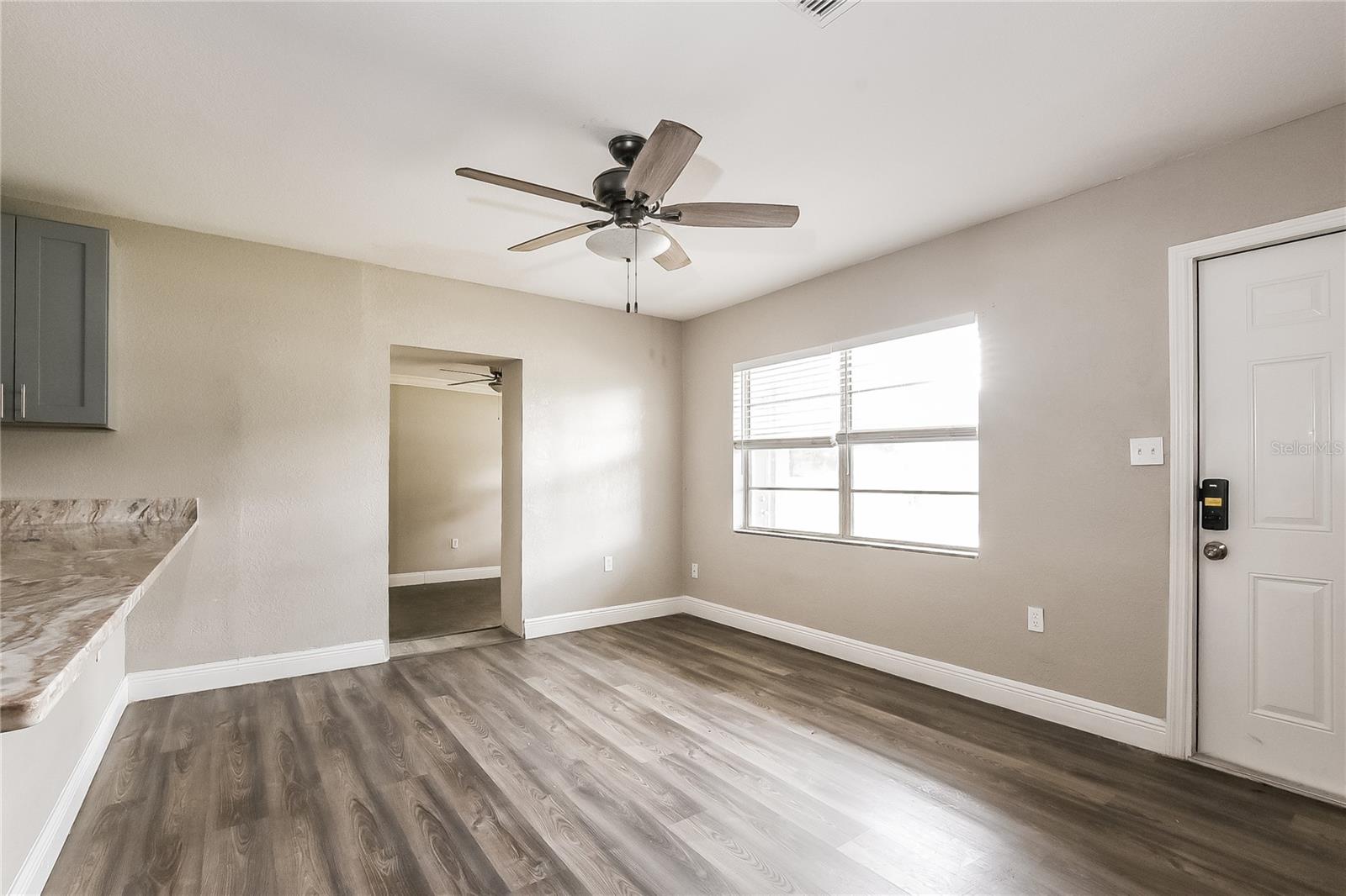 Image 3 of 17 For 1230 Saint James Road