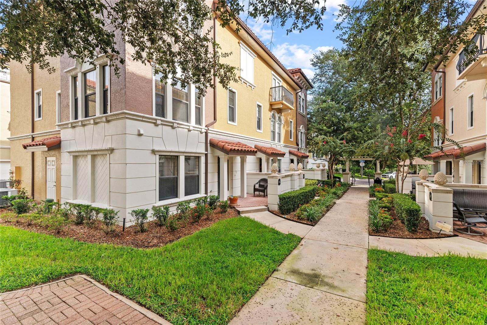 Image 36 of 75 For 3433 Messina Drive