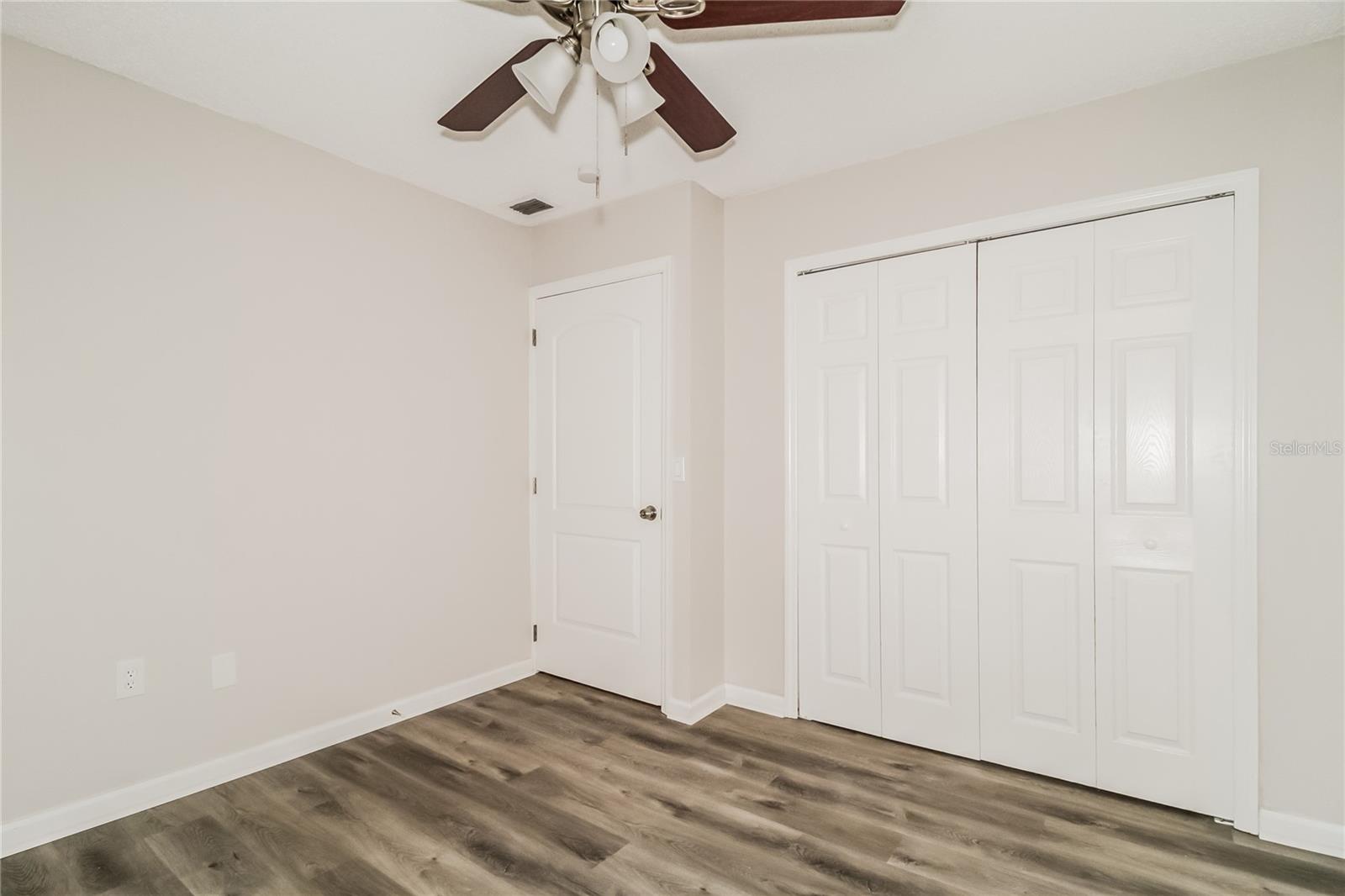 Image 9 of 16 For 5312 Sun Valley Court