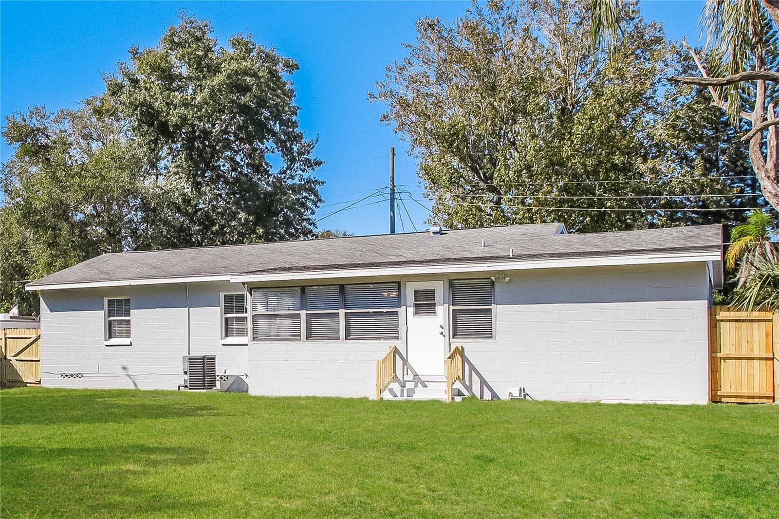 Image 15 of 16 For 4435 Fairview Avenue