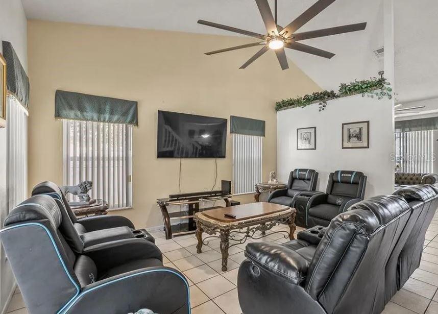 Image 10 of 38 For 2871 Picadilly Circle