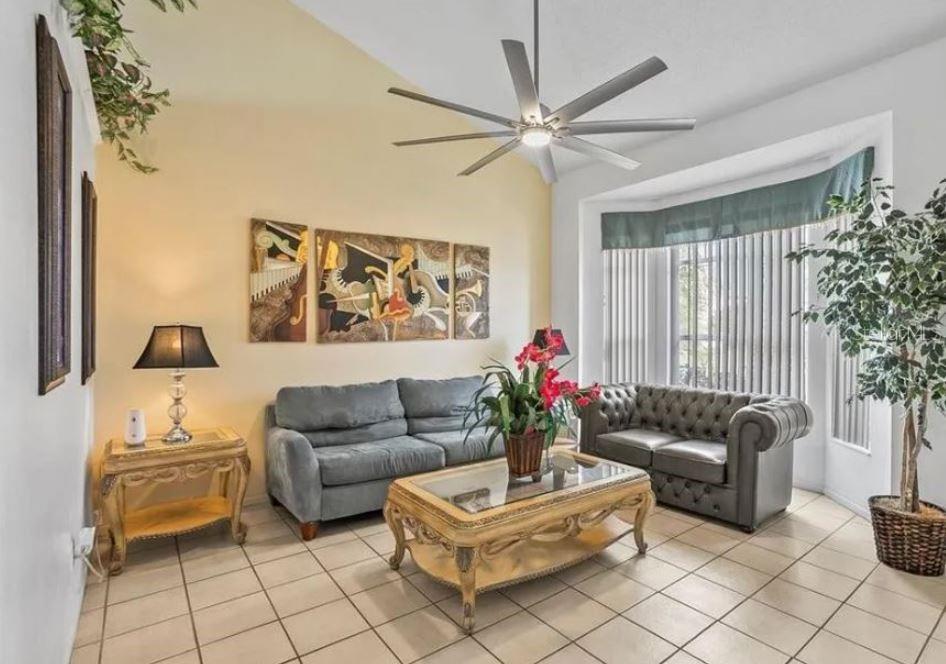 Image 6 of 38 For 2871 Picadilly Circle