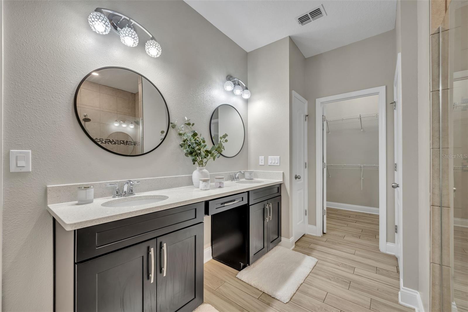 Image 16 of 42 For 3166 Somerset Park Dr