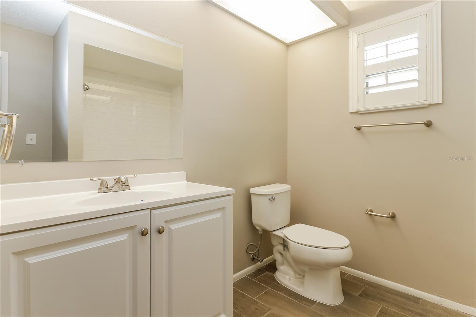 Image 14 of 16 For 5048 Brandeis Circle S