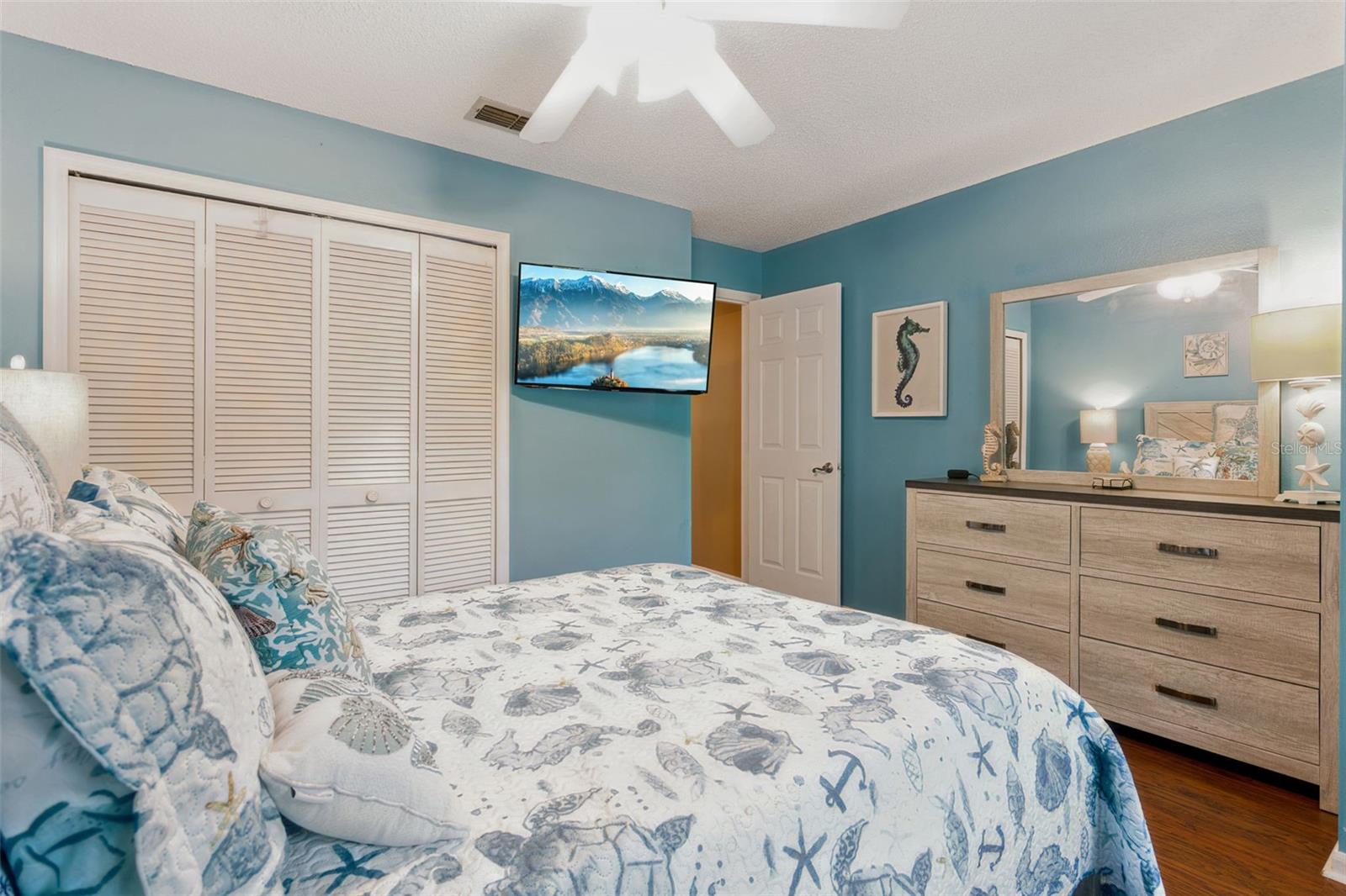 Image 30 of 50 For 924 Southern Oak Lane