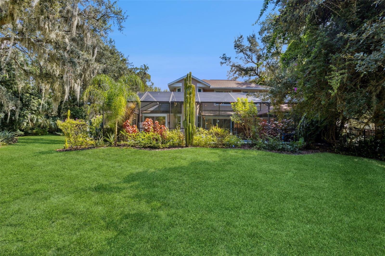 Image 45 of 50 For 924 Southern Oak Lane