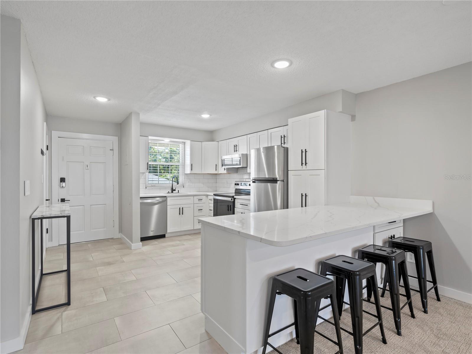 Image 9 of 20 For 1250 Denning Drive 213
