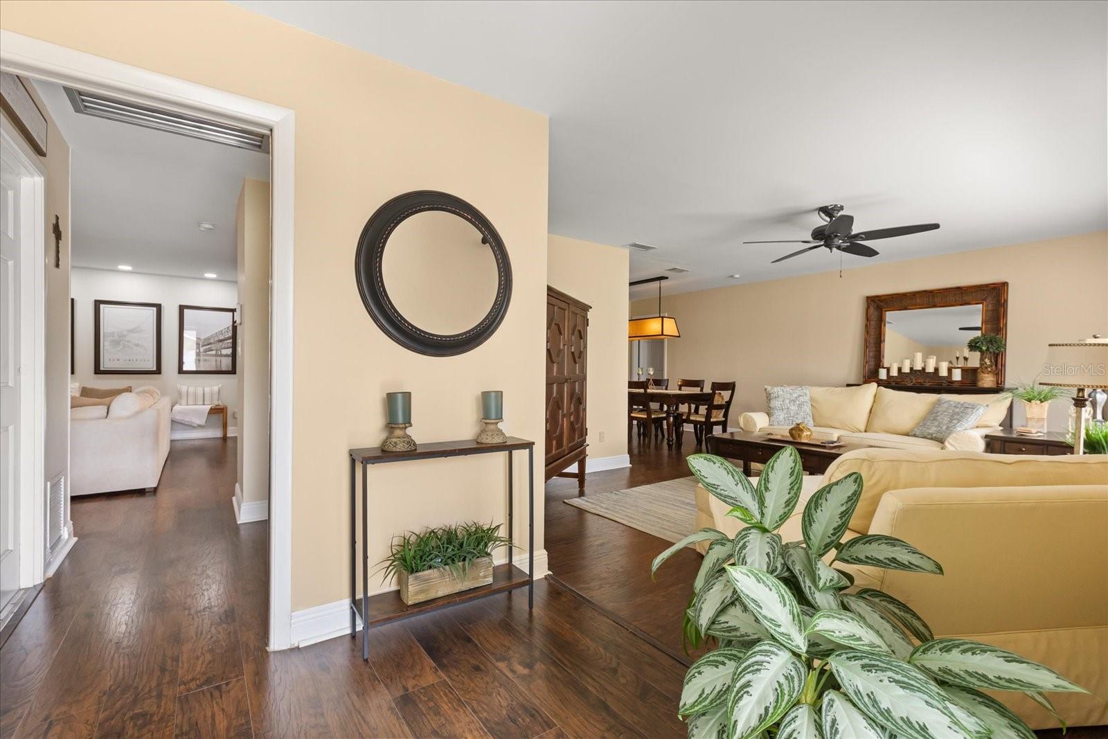 Image 4 of 34 For 1561 Nottingham Drive