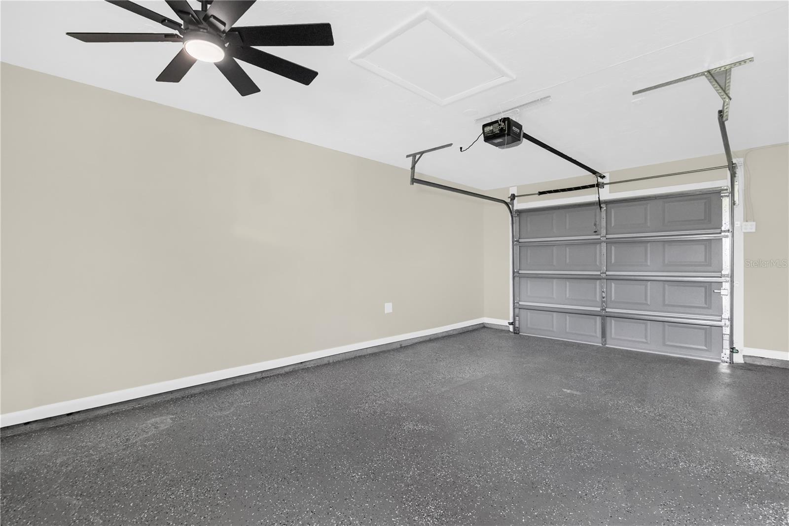 Image 24 of 31 For 2521 Yule Tree Drive