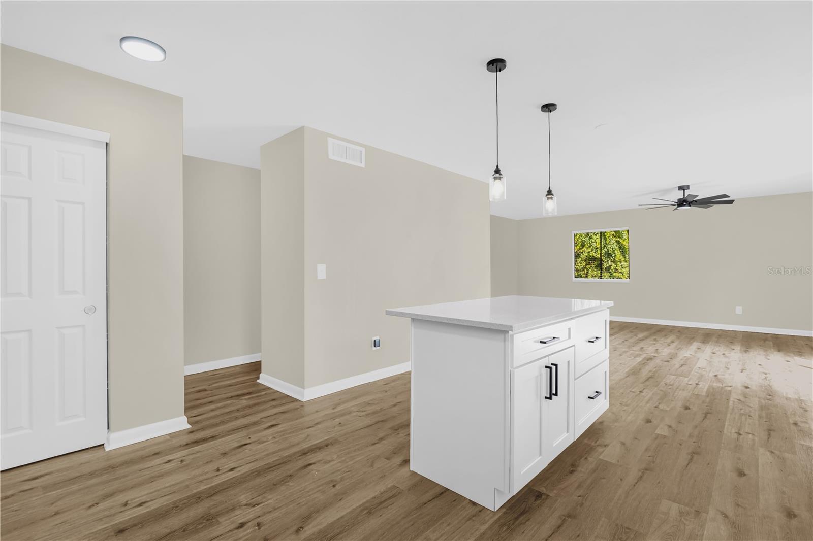 Image 8 of 31 For 2521 Yule Tree Drive