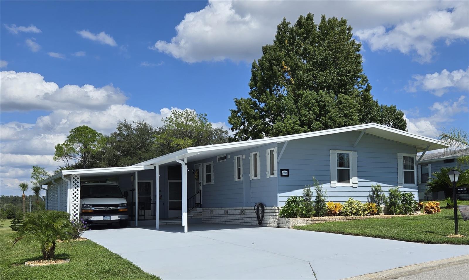 Image 2 of 33 For 3935 Parway Road 1322