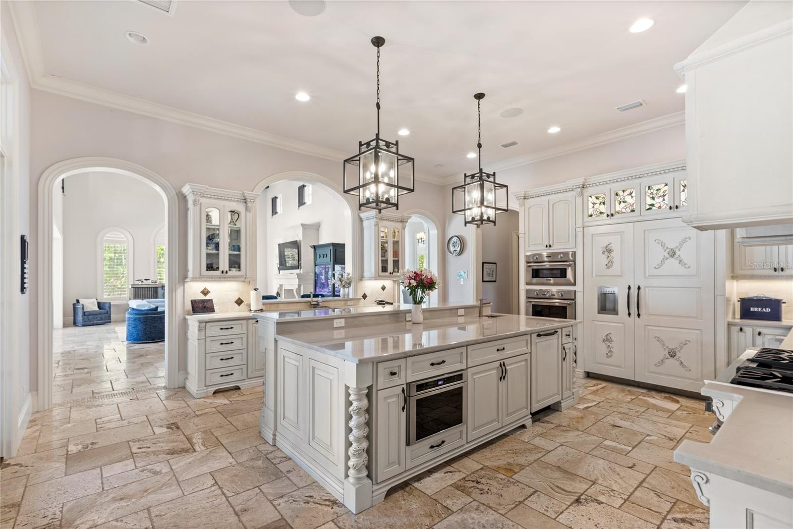 Image 18 of 68 For 10151 Enchanted Oak Drive