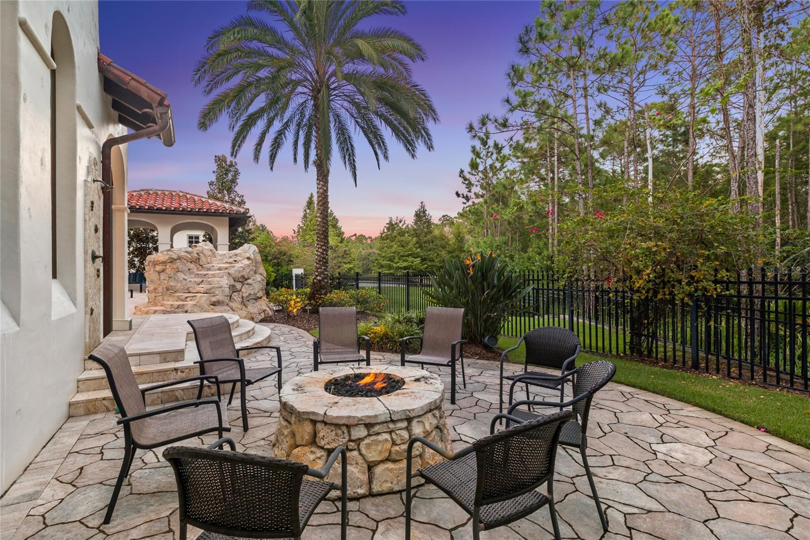 Image 9 of 68 For 10151 Enchanted Oak Drive