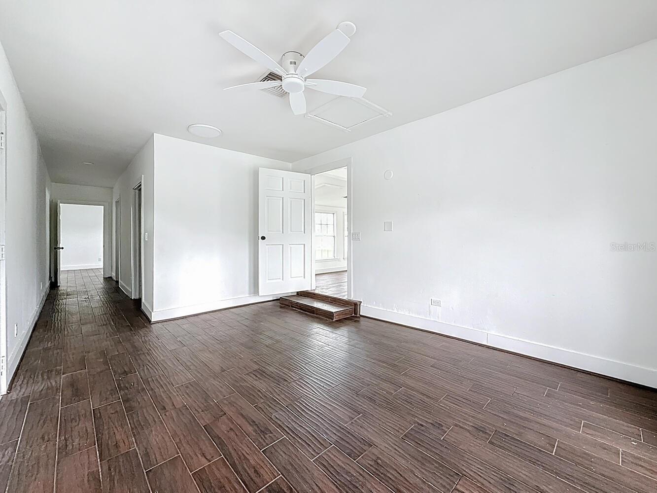 Image 22 of 46 For 2122 52nd Avenue N