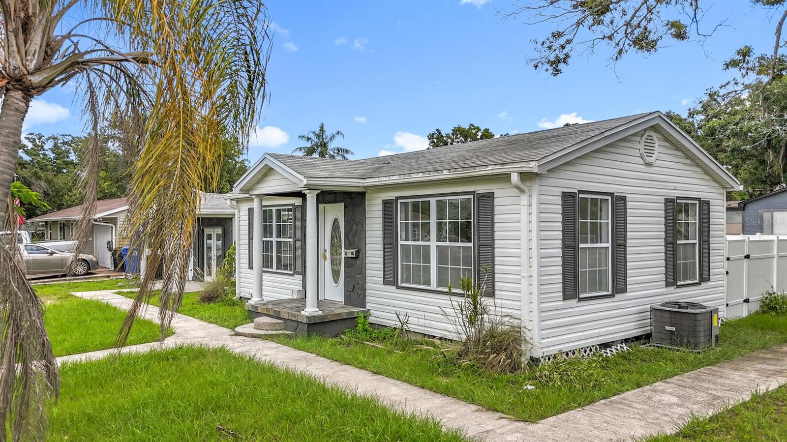 Image 3 of 46 For 2122 52nd Avenue N
